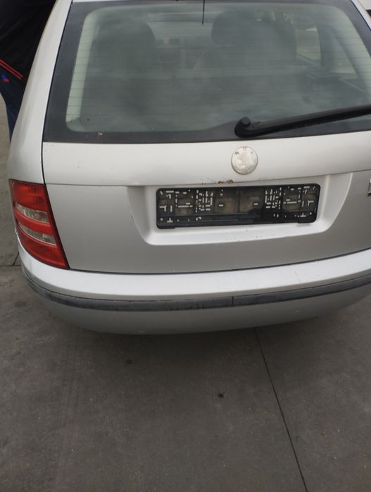 Bara fata capota far aripa haion Skoda Fabia 1