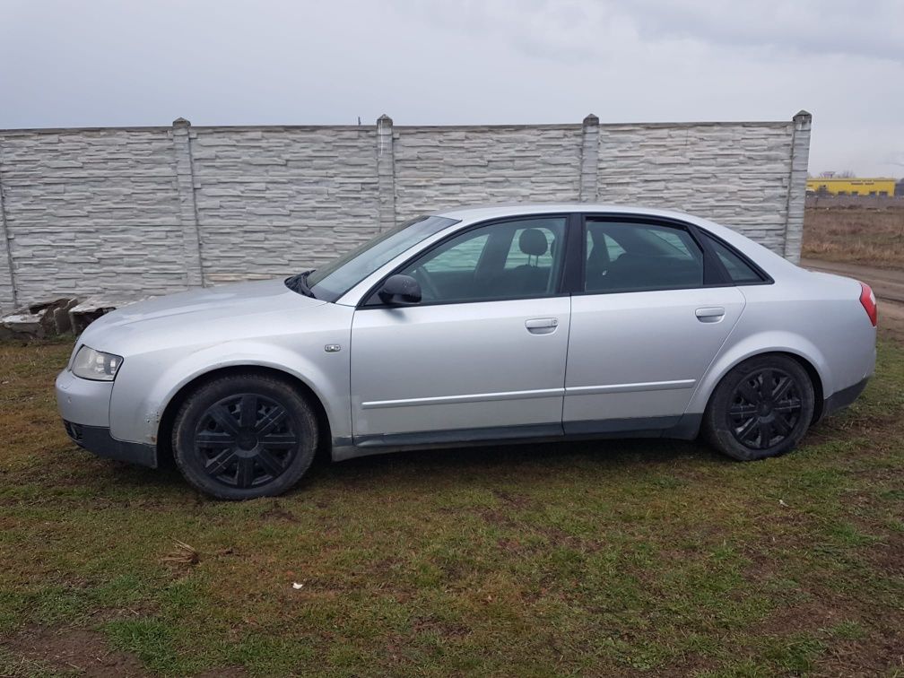 Dezmembrez Audi A4 B6 1.8 Turbi BFB automata GEB  spalatoare senzori