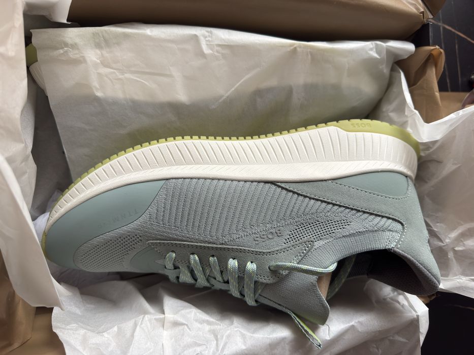 Чисто Нови Оригинални Обувки Boss Размер 46/31см стелка