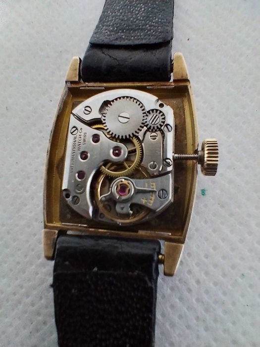 Дамски часовник IWC Classics 18- Karat gold Full Set Swiss Made 60's.