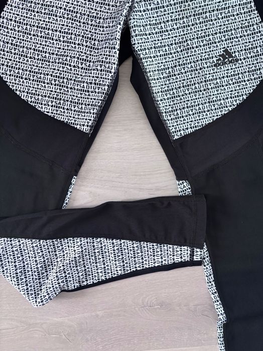 Оригинален Спортен екип на Adidas, клин, потник и суитчер