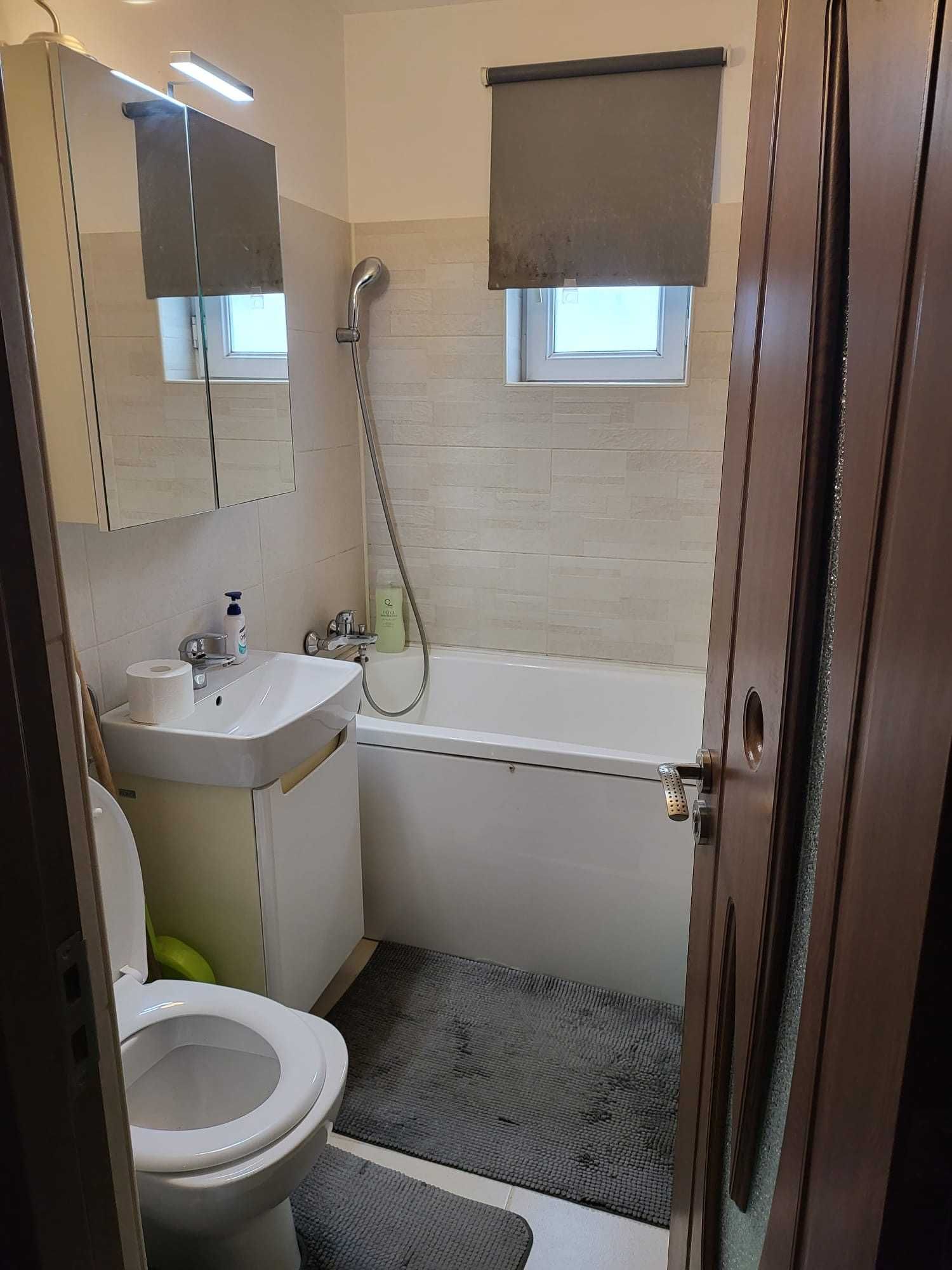 Apartament 2 camere decomandat Lehliu-Gara