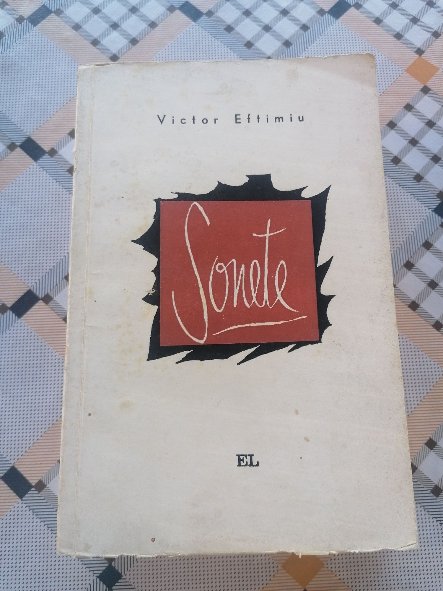 Vând carte Sonete de Victor Eftimiu cu autograf