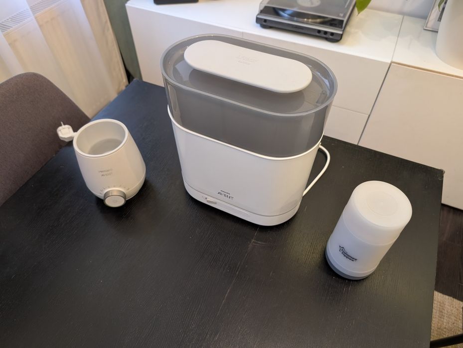 Pachet complet biberoane - Incalzitor + Sterilizator + Termos