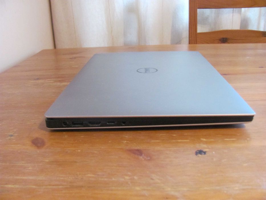 Лаптоп Dell Precision 5520, i7, 32GB RAM, 1TB SSD