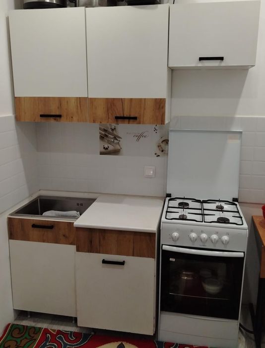 Кухонный гарнитур ,срочно продам!