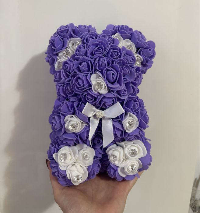 Ursulet din trandafiri de spuma