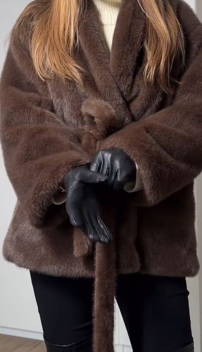 Шубка из искусственного меха