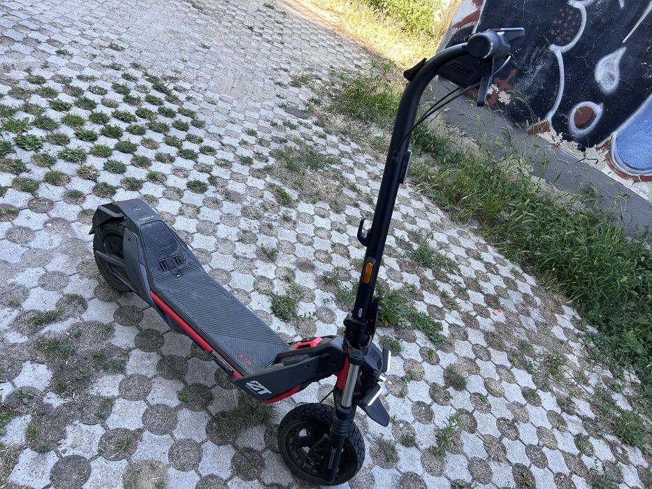 E scooter seegway zt3 pro