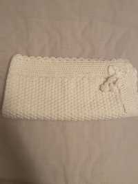 Бебешко ръчно плетено одеало на една кука