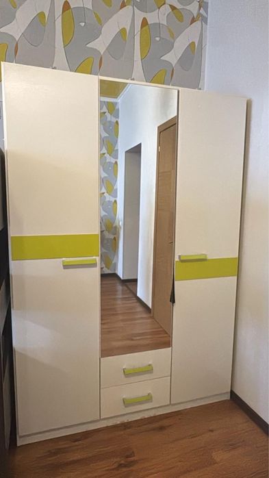 Шкаф детский для одежды