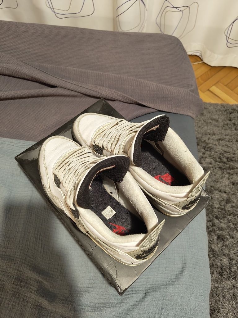 Nike air Jordan 4