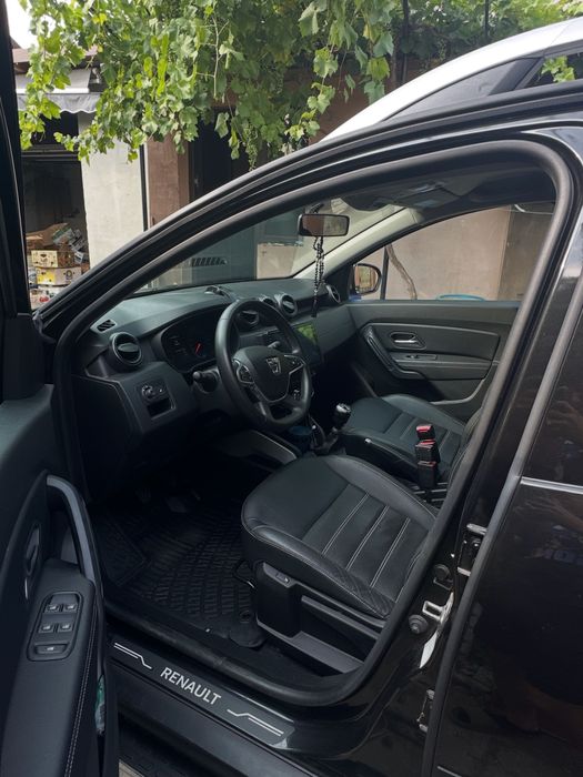 Dacia Duster 2021 – 1.3 TCe 150 CP, 4x4, Keyless Go,