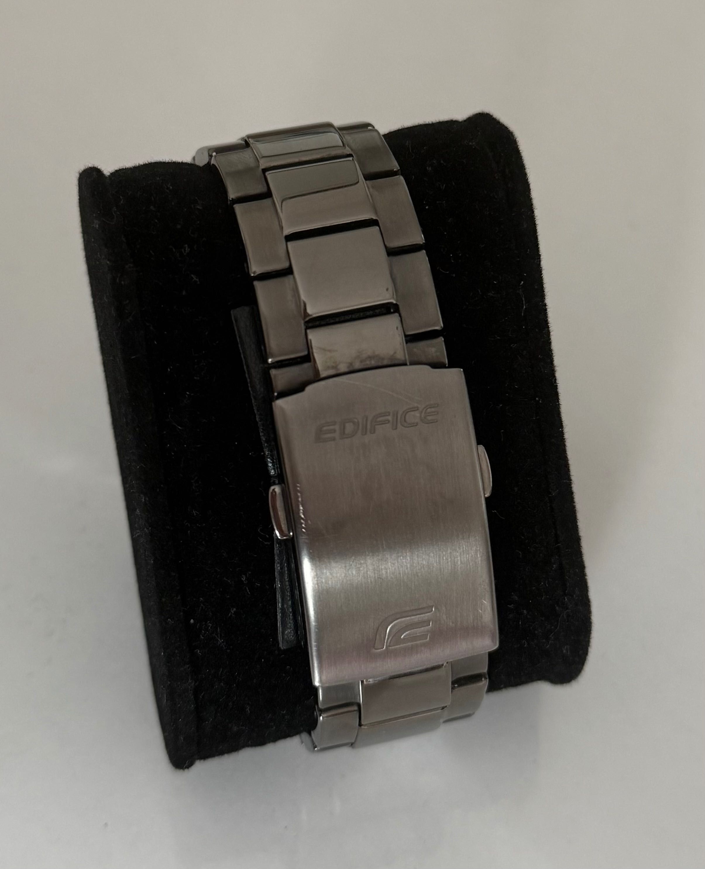 Часовник Casio Edifice EFV-550GY-8A