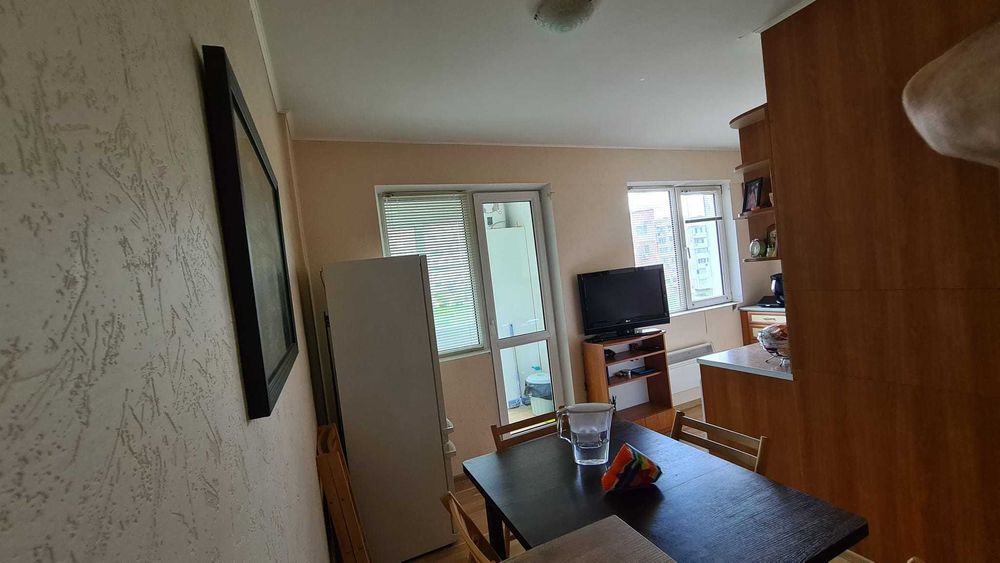 Двустаен апартамент