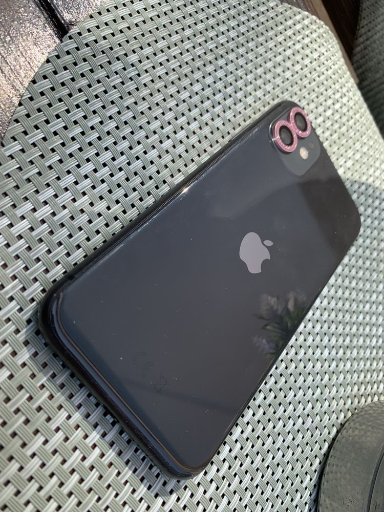 Iphone 11 с гаранция една седмица