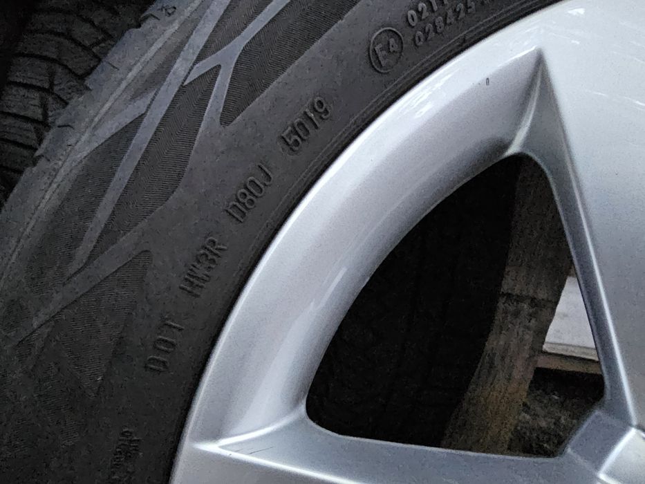 Jante aliaj 17" Skoda Karoq/Volkswagen/Seat cu anvelope vara 215/55/17