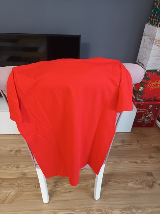 Tricou roșu de la h&m