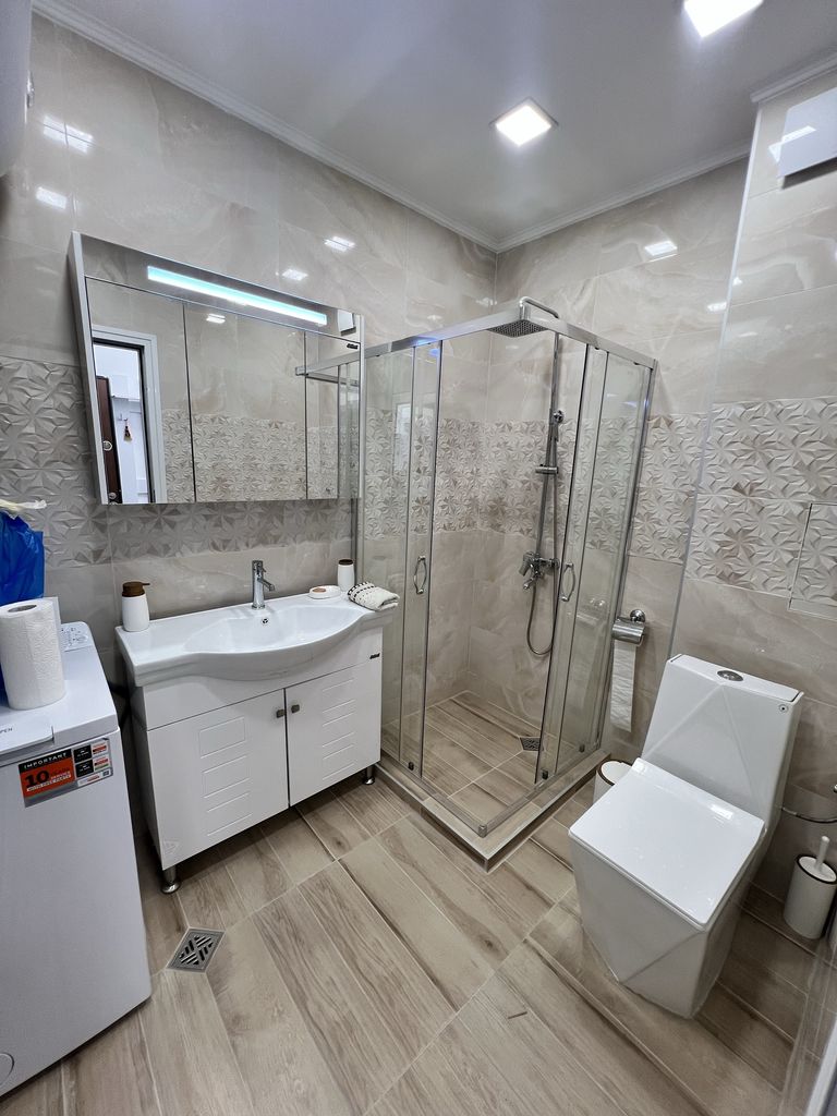 Дава се под наем Двустаен апартамент в София, Левски В - 62 кв.м за 750 € - Снимка #4