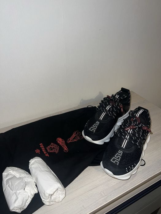 Versache chain reaction