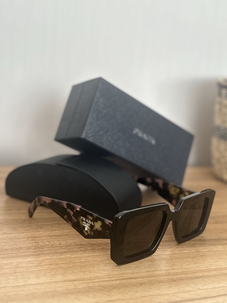 Оригинални очила Prada от Opticlasa