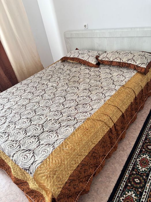 Кровать двухспальная