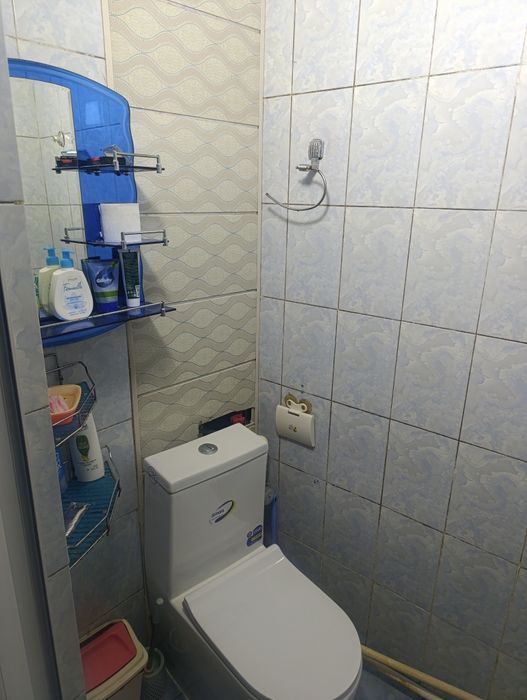 Квартира находится в центре города Регистане