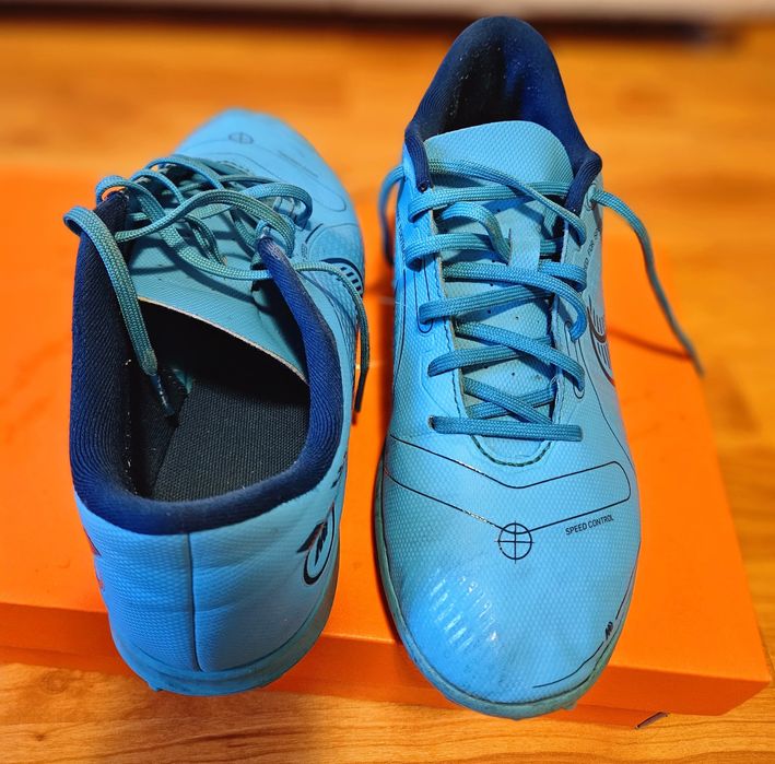 Adidasi de fotbal nike mercurial