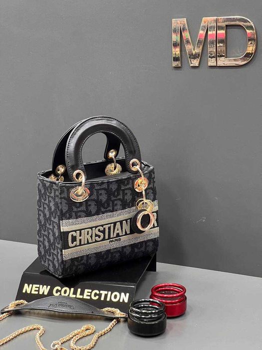 Чанти дамски луксозни