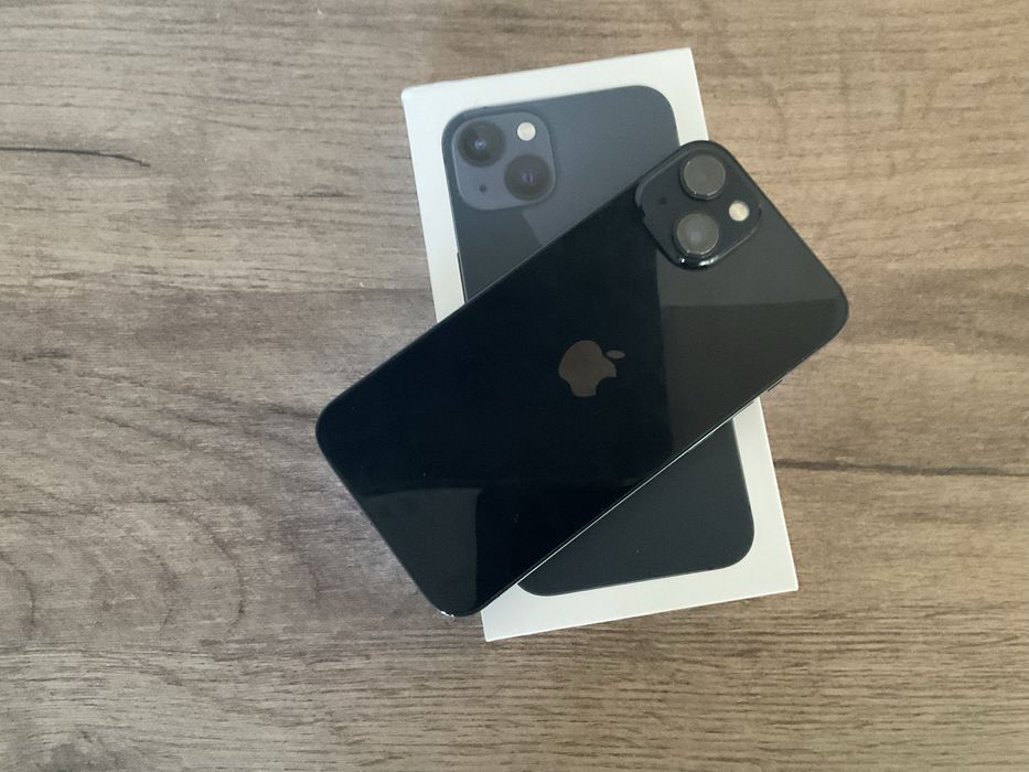 IPhone 13 128GB чист iCloud