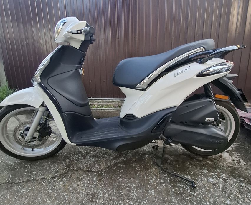 Scuter Piaggio Liberty capacitate 49cm³