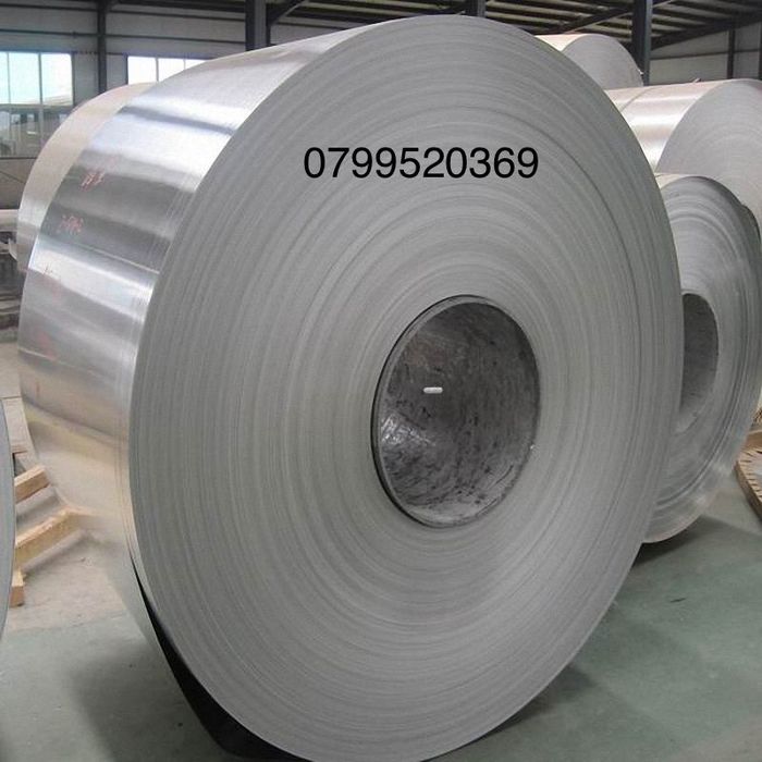 Tabla de aluminiu la rulou