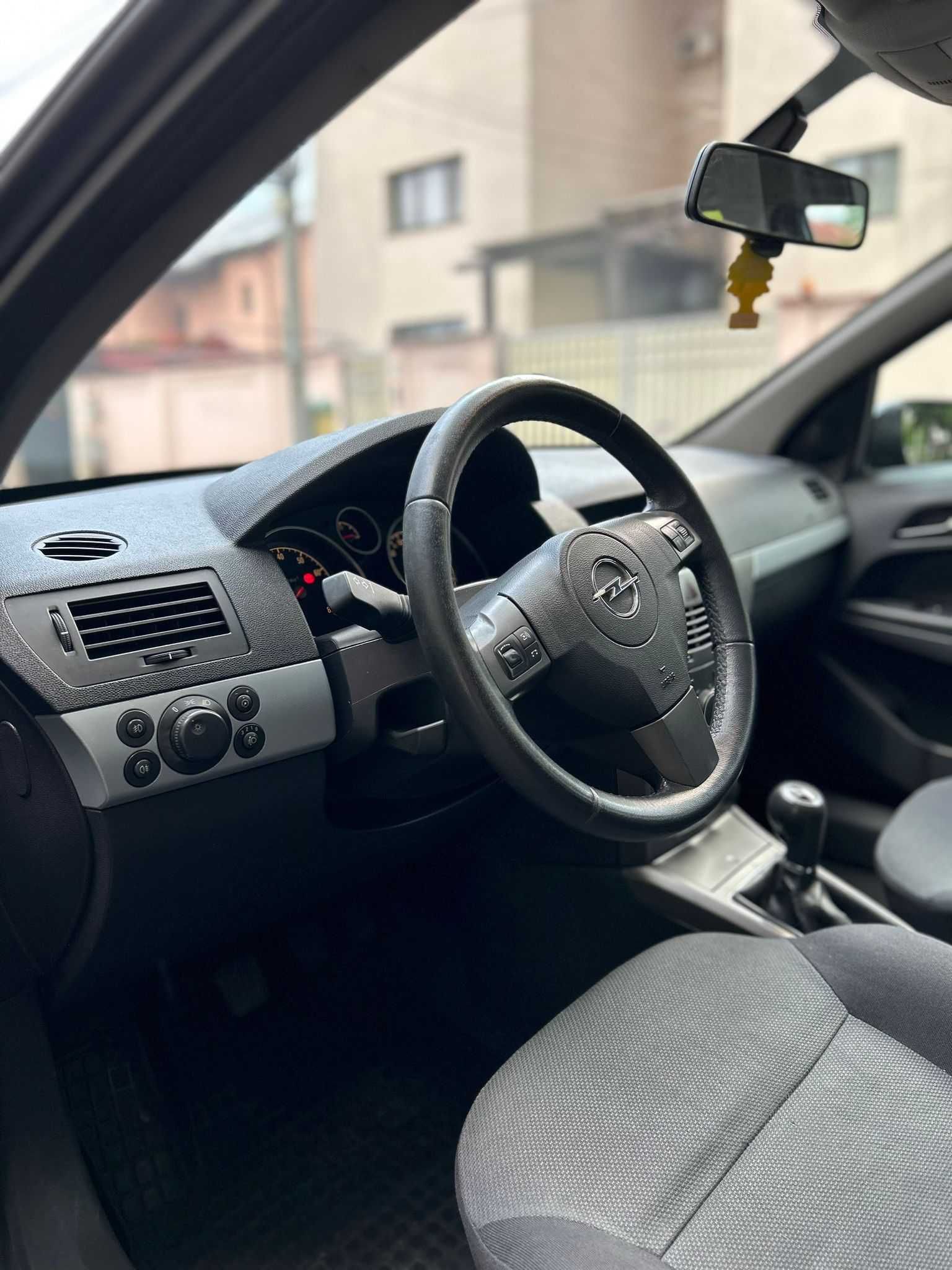 Opel Astra H 2007