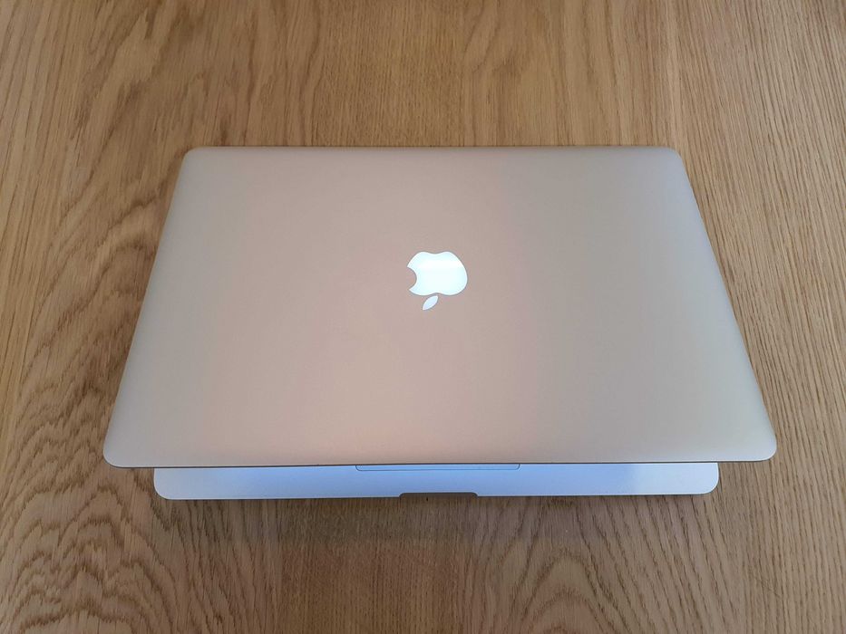 MacBook Pro (Retina, 15-inch, Mid 2014)