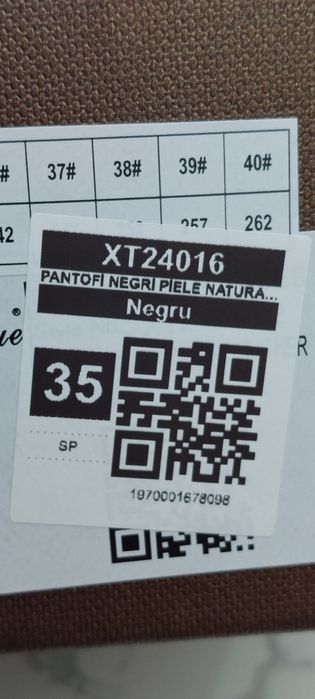 Pantofi noi piele lăcuită culoare neagră