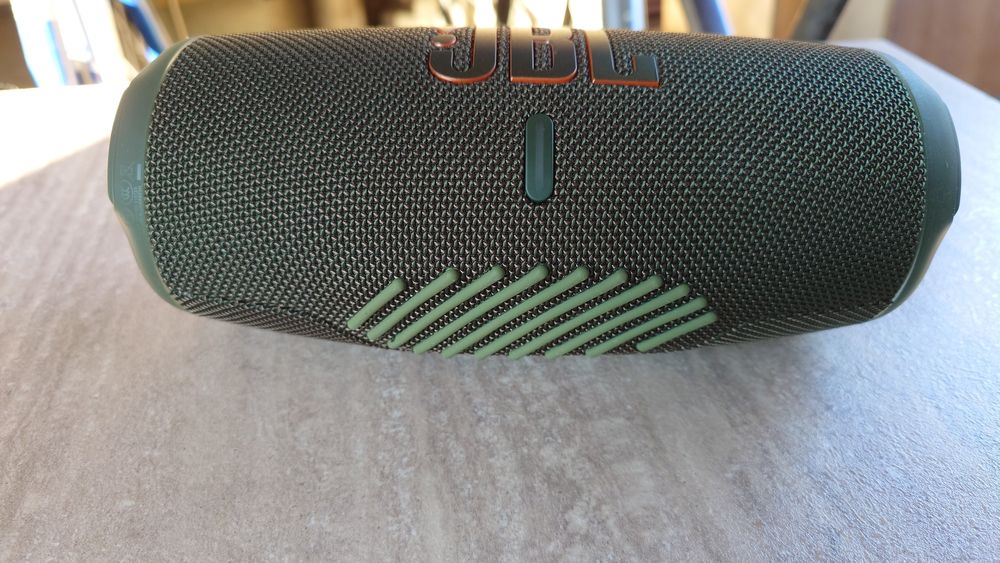 Jbl charge 5 original verde închis.