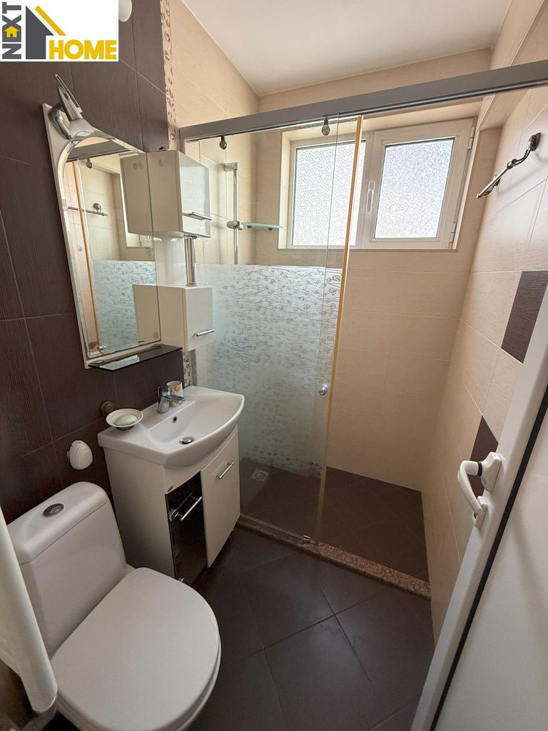 Дава се под наем Тристаен апартамент в Пловдив, Център - 95 кв.м за 612 € - Снимка #9