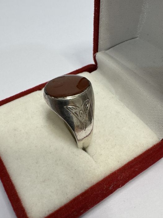 Inel (ghiul) vechi, argint 925 cu piatra carneol. Vintage