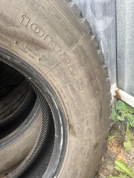 Шины грузовые 10R22.5