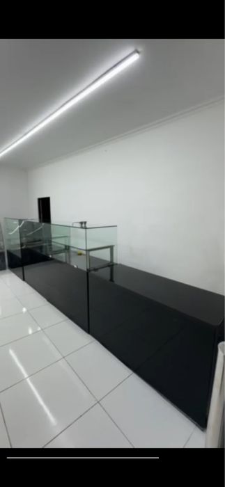 Стеллаж Витрина для кондитерских изделий