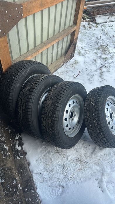 Продам зимние шины