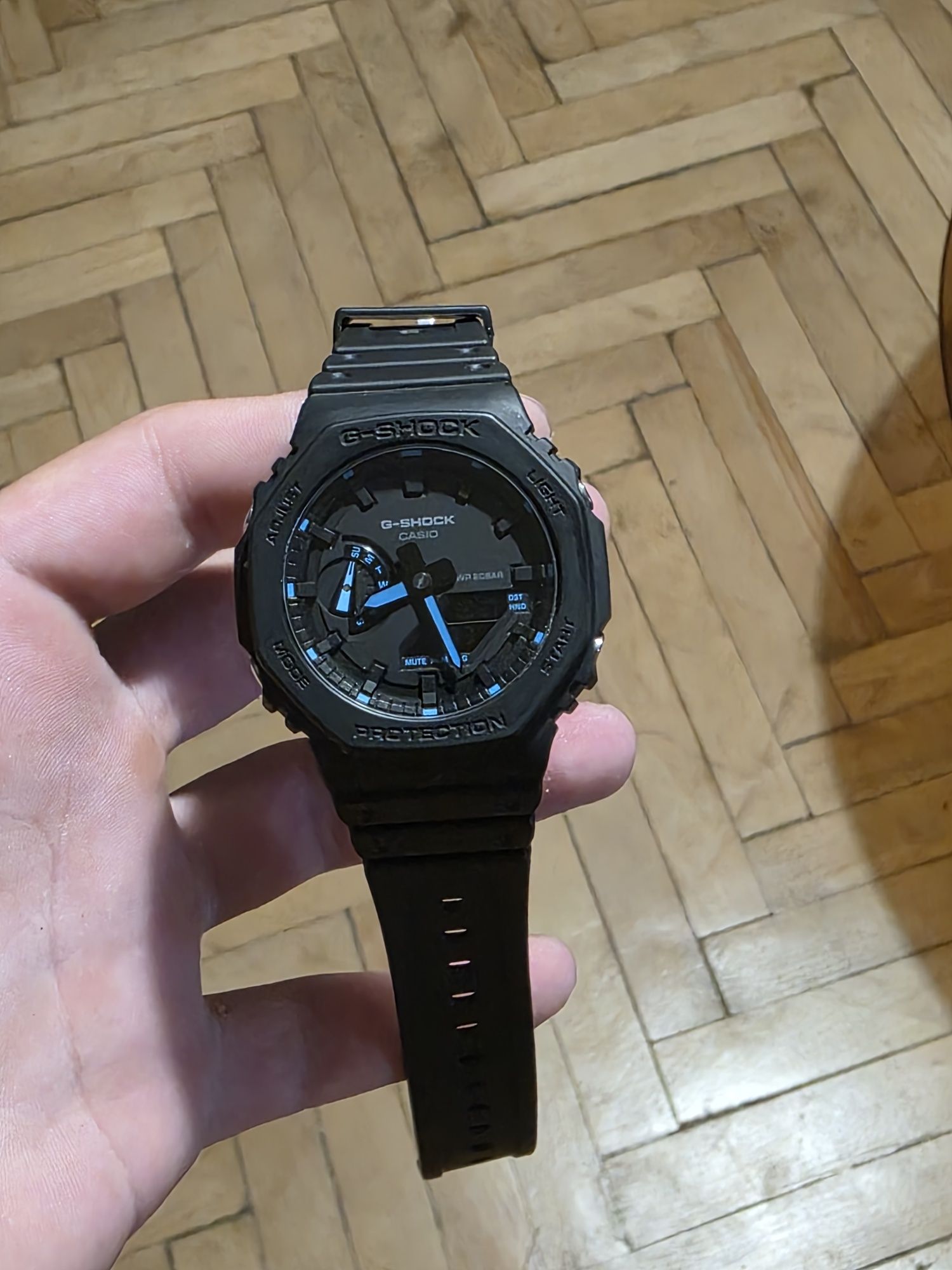 Vând Gshock în stare impecabila cu garanție