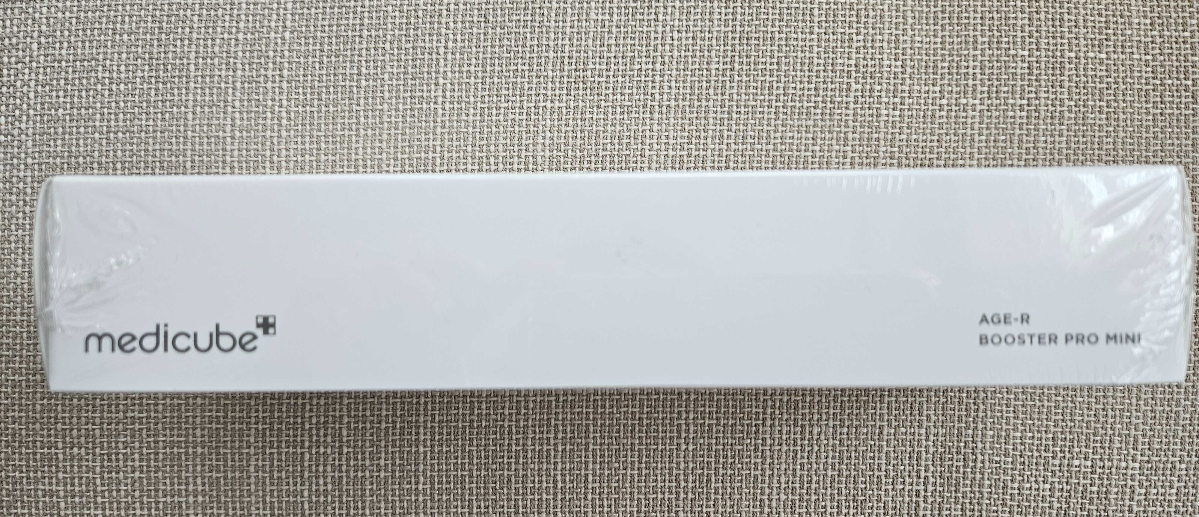 MediCube Age-R Booster Pro Mini white