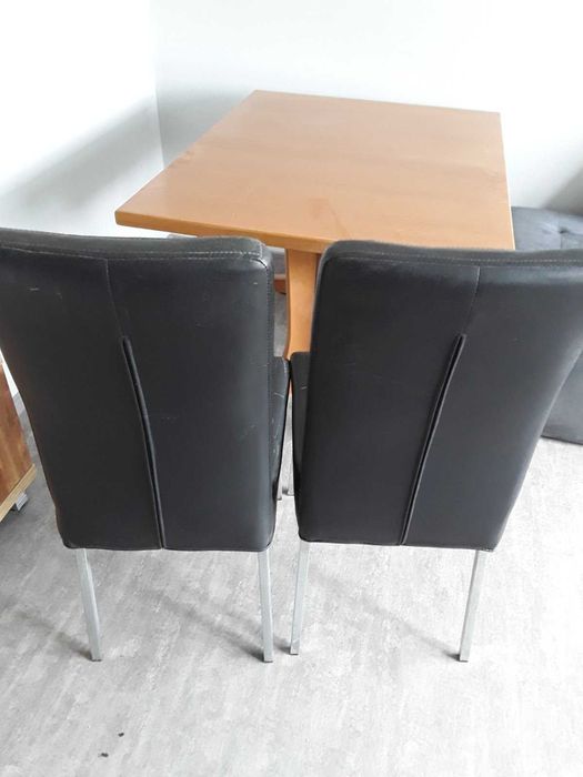 Столове от кожа - 2 броя