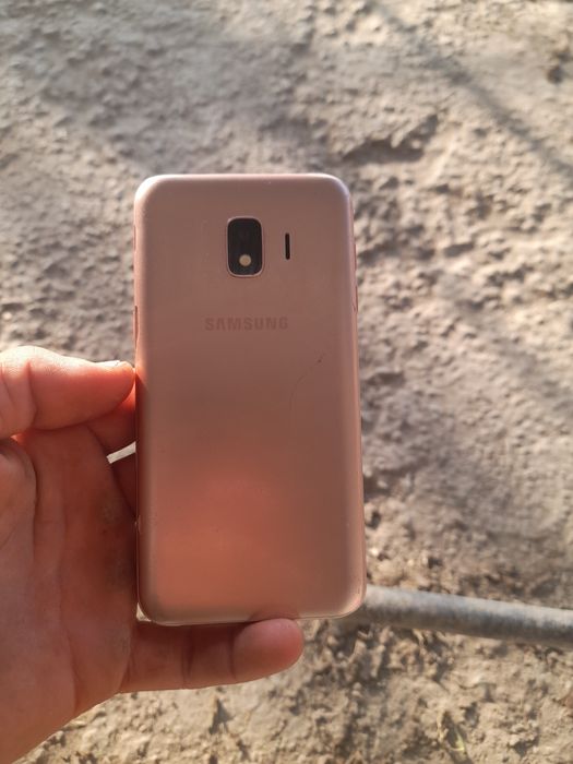 Samsung j2 core sotiladi