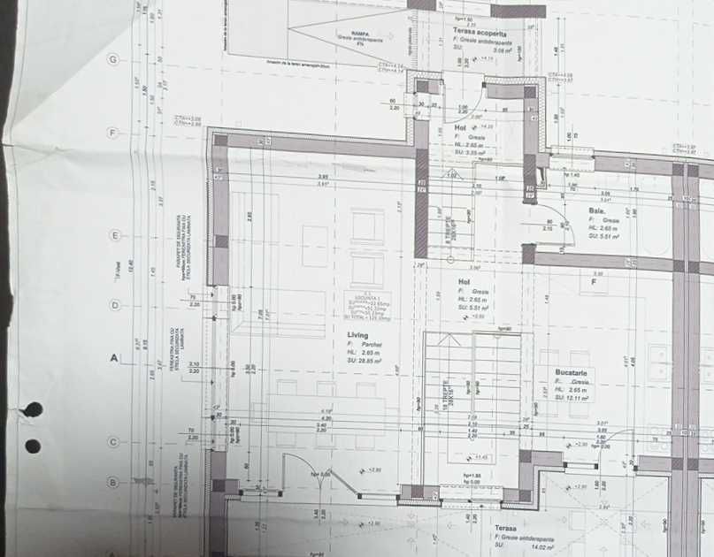 PF vând casa tip duplex