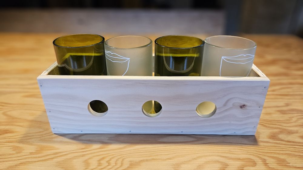 Set 4 pahare sticle vin reciclate