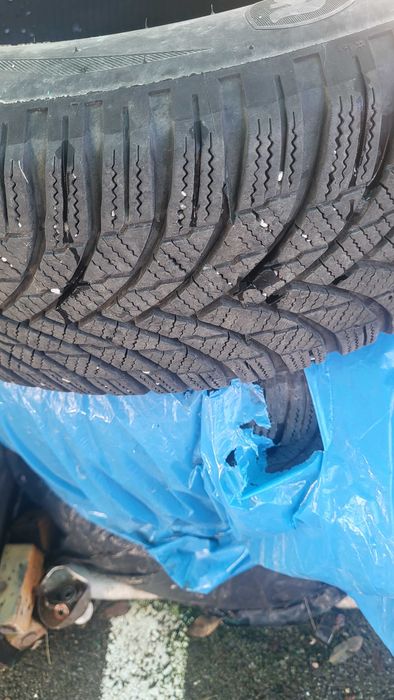 Зимни гуми 4бр. 195/65/15 Firestone