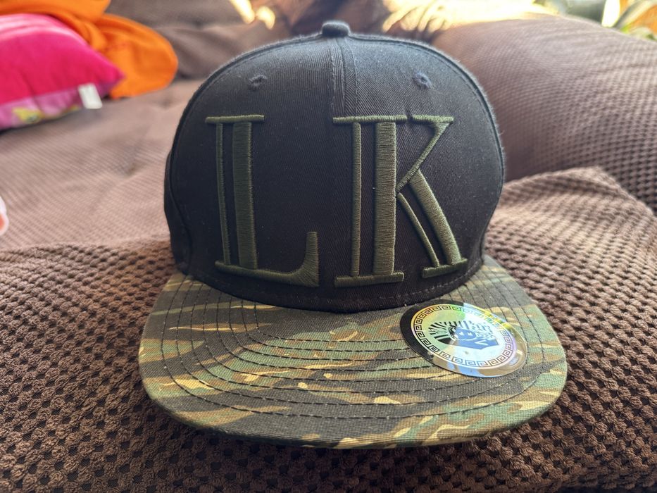 Шапка с козерка Last King