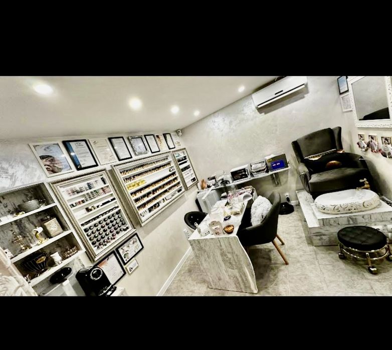 Обучение / Курс / Маникюр, Педикюр, Ноктопластика, Декорации - 900 лв.